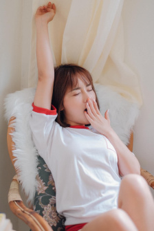 年轻漂亮岳每4伦理2